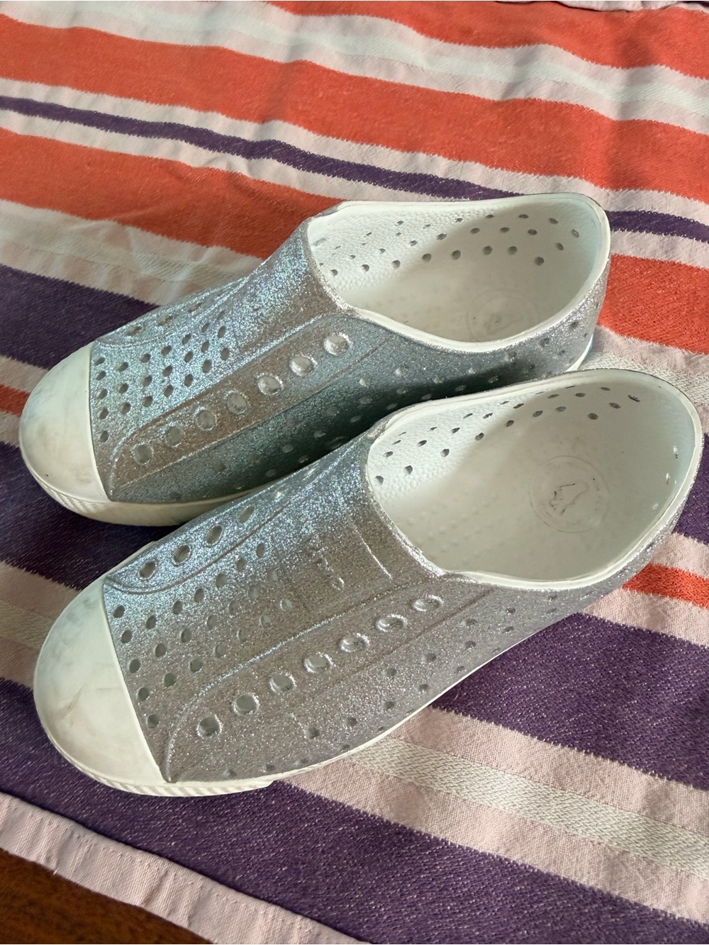 Native Silver Glitter Slip-On Kids Shoes size 12